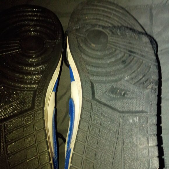 JORDAN RETRO OG AIR 1 ONES GAME ROYAL VARSITY BLUE SIZE 8 1/2  - 553558-124 - Picture 5 of 8